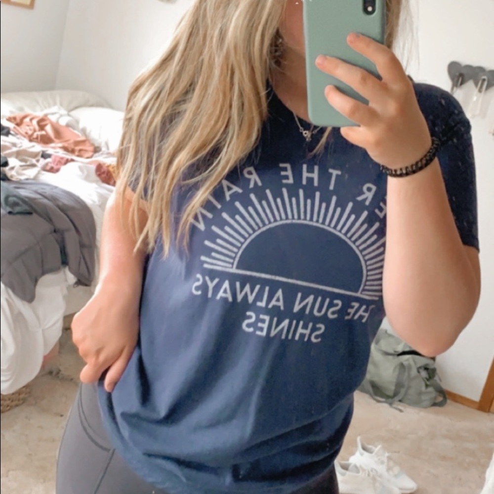 Graphic tee